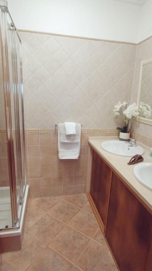 ラゴスRecanto Das Tertulias - Apartamento 3 Quartos - Perfeito Para Familias E Amigosアパートメント エクステリア 写真