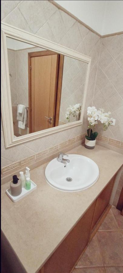 ラゴスRecanto Das Tertulias - Apartamento 3 Quartos - Perfeito Para Familias E Amigosアパートメント エクステリア 写真